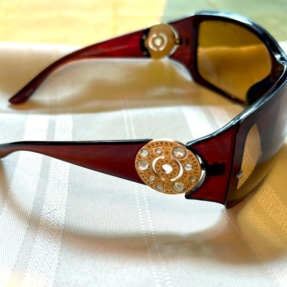GOLD like and cz trim sunglasses - Picture 1 of 5